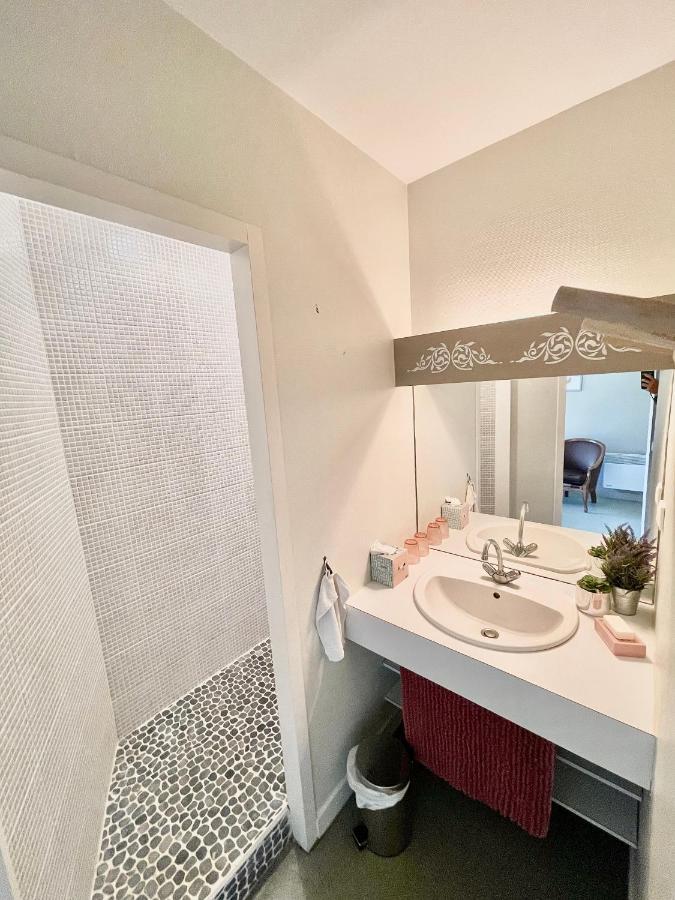 Chambres Domaine De Laleard Saint-Hilaire-de-Villefranche Dış mekan fotoğraf